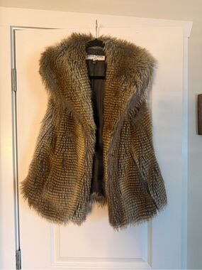 French Laundry Faux Fur Vest in Brown Tones Size 10